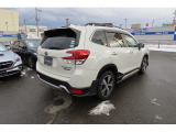 フォレスター 2.0 アドバンス 4WD 