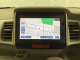 ナビゲーションはワンセグTV対応のGathers純正メモリーナビを搭載しています。Bluetoothオーディオ機能がありますので、スマートフォンなどの音楽も再生できます。