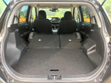 普段のお買い物や通勤、送迎等に十分な荷室スペースを確保しております。セカンドシートを倒すと、大きな荷物の積載も可能です♪