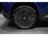 メルセデスの認定中古車「サーティファイドカー」では、万一お車が故障した場合も、ご購入後1年間もしくは2年間※は走行距離にかかわらずメルセデス・ベンツ正規サービスネットワークで無料修理いたします