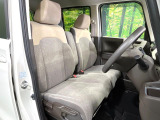 運転席シート廻りは使用感も少なく、良好な状態となっています。丁寧に使われていたことがよくわかりますね。