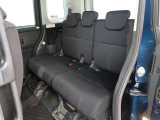 ゆとりある広々とした車内空間は、ドライブを始め買い物やレジャーなど、幅広く活躍します。一人でもみんなとでもお出かけを楽しみましょう!