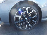 19インチホイールになります。