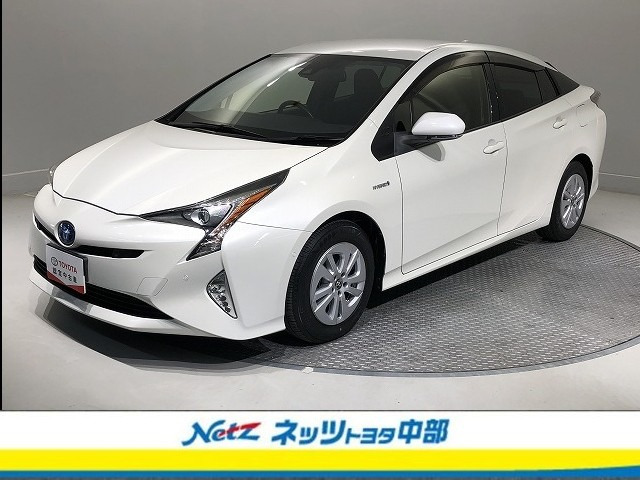 プリウス 1.8 S セーフティ プラス 