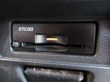 『ETC2.0』を装着しています♪♪ 有料道路での料金所の手間を省いて運転に集中できます♪♪ 車から離れる時はカードの抜き取りをお忘れなく♪♪