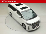 両側パワースライドドア付きだから、狭い駐車スペースなどでの乗り降りラクラク♪小さなお子さまのいるご家庭には嬉しい装備です。