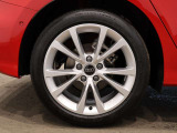 アルミホイール 5Vスポークデザイン 8Jx17 225/45 R17