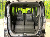 普段のお買い物や通勤、送迎等に十分な荷室スペースを確保しております。セカンドシートを倒すと、大きな荷物の積載も可能です♪