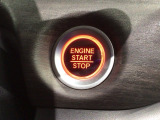ワンプッシュでエンジンのスタート、ストップが出来て便利です。