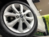 【純正14インチアルミホイール】外観にマッチした純正アルミホイールを装着しております。各種社外アルミホイールや、スタッドレスタイヤも取扱いしております。是非ご相談ください♪