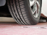 新品のタイヤに交換済みです。