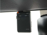 ◆前後ドライブレコーダー付き◆映像・音声などを記録する自動車用の装置です。もしもの事故の際の記録はもちろん、旅行の際の思い出としてドライブの映像を楽しむことができます。