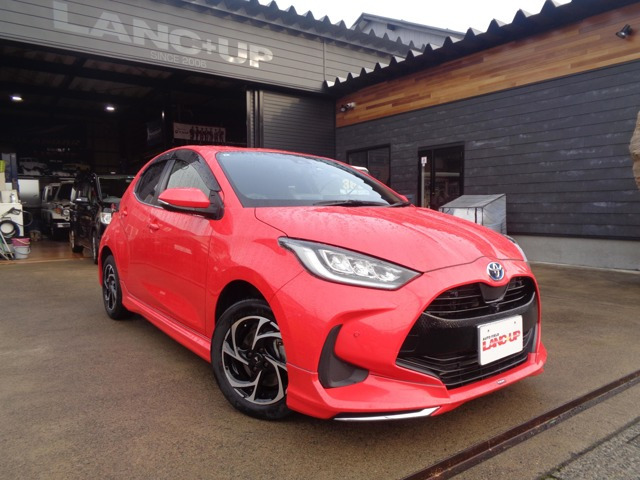 ヤリス1.5 ハイブリッド Z E-Four 4WD