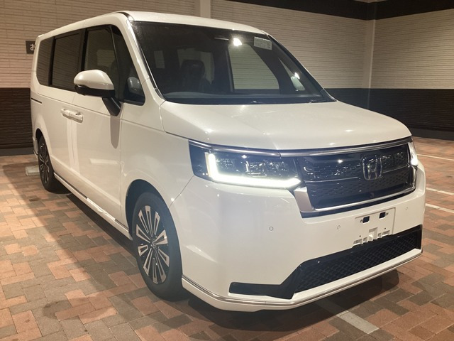 ステップワゴン 2.0 e:HEV スパーダ プレミアムライン