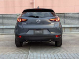 CX-3が本来持っている先鋭さを研ぎ澄ませながら、より魂動デザインを深化。上質さを磨き上げ、クオリティを追求したデザインを実現しました。