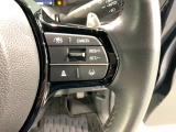 クルーズコントロールを装備しています。高速道路などで一定の速度で走ってくれるので運転が楽ですよ!速度を設定できますので、スピードの出しすぎにも注意できます。