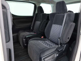 ゆとりある広々とした車内空間は、ドライブを始め買い物やレジャーなど、幅広く活躍します。一人でもみんなとでもお出かけを楽しみましょう!