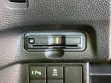 いまや快適なカーライフに欠かせないETCが付いています。