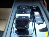 電子式シフトレバーが装備されております♪