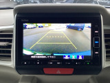 駐車が苦手な方でも安心なバックカメラつき。