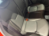 リアシートの状態も良好です。