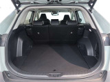 広々としたラゲージスペースを備えています。大きなものや長さのある荷物もしっかりと積み込めます。
