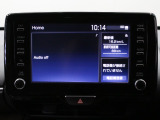 【純正8インチナビ】使いやすいナビ操作にオーディオ機能も充実!Bluetooth接続で運転中に好みの音楽を車内に流す事が出来ます。