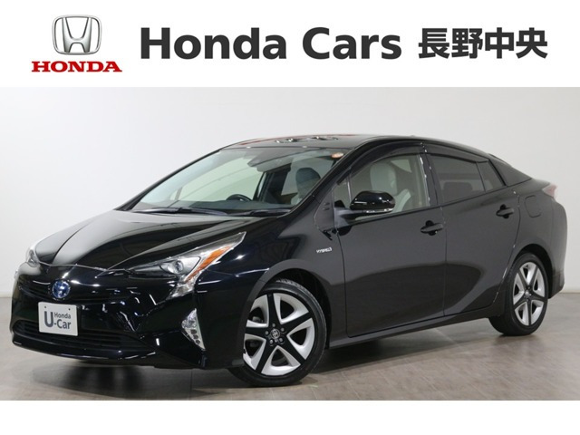 プリウス 1.8 S ツーリングセレクション （DAA-ZVW50）