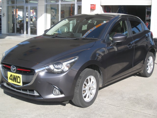 デミオ 1.5 XD ツーリング 4WD 