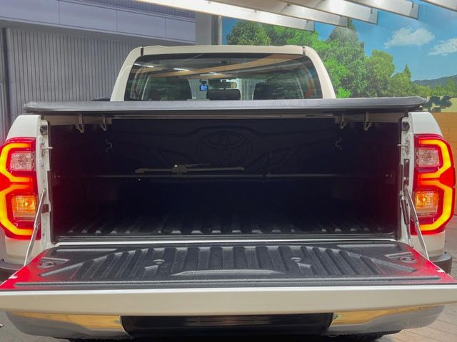 トヨタ ハイラックス Z の中古車詳細 (12,250km, スーパーホワイトⅡ