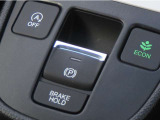 【電子制御パーキングブレーキとオートブレーキホールド】ワンタッチで操作できるので、力をいれずにブレーキがかけられるので便利です。