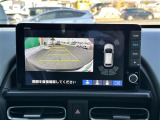 【バックモニター】後ろのカメラの映像をモニターに映し出すことができます!後方の見えない死角や、障害物との距離感をしっかり確認することができます!駐車が苦手な方におすすめです。