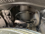 お車を安心してお乗りいただく為には、足回りの定期点検が欠かせません。サービスサポート(有償保証)では無料点検もご提供しており、安心のカーライフをお過ごしいただけるサポート体制が整っています。