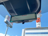 ☆スマートルームミラー☆乗員や積載物など車内の状況に関わらず、車両後方のカメラで常にクリアな視界を保ちます!