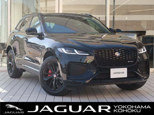 FペイスRダイナミック ブラック 2.0L D200 ディーゼル 4WD