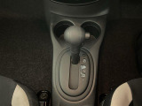 【シフトレバー】シフトの操作がしやすく快適なドライブを楽しんでいただけます!