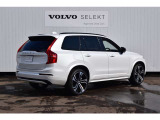 ◆バック/万が一を考え、安全性を重視する方に選ばれているVOLVO車。ドアを開閉するとその重み・厚みに驚くはず
