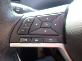 ステアリングスイッチが装備されておりステアリングから手を離す事無くオーディオ類の操作が可能ですので非常に便利です♪