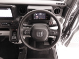 認定中古車では、厳しいHonda認定基準をクリアした厳選されたHonda認定中古車のみ、取り扱っております。「ご購入前の安心」「納車後の信頼」を車両と一緒に提供しております。