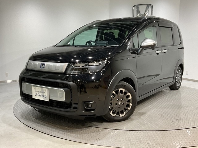 フリード 1.5 e:HEV クロスター 当社デモカー（6AA-GT6）