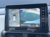 アラウンドビューモニターです!上空から貴方のお車をモニタニングしている様に車両の周りの安全確認が出来ます!