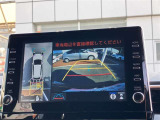 バックガイドモニターで、後方を確認しながら安心して駐車することができます。運転初心者も熟練者も必須の機能ですよ!