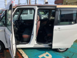 当店では、自社で仕入れした厳選車両を、多数展示しております。リーズナブルなお車を多数在庫しております。掘り出し物を探しにいらしてください。