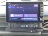 Bluetoothにてハンズフリー通話/音楽再生、Apple CarPlay/Android Auto対応。CD/DVD再生、CD録音。