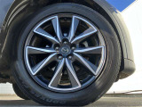 純正アルミホイール付き!ボディにバッチリ合ってます!
