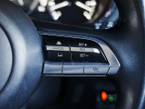 前走車両の速度に合せて、自車の速度を調整できる「MRCC(マツダレーダークルーズコントロール)」を装備しています。