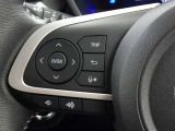 ステアリングスイッチ装備!運転しながら手元でオーディオの操作などができます。