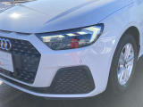 Audiは「Vorsprung durch Technik」(技術による先進)をモットーに、優れた技術力によって、ドライバーに素晴らしい走行体験をもたらしてくれます。