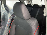 どなたでも乗りやすいカラーです。ご家族の共有車としてもいいですね。