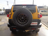 FJクルーザー 4.0 4WD USトヨタ 左ハンドル車 イエロー&times;自社ルーフブラック塗装。皆様のお問い合わせお待ちしています。
